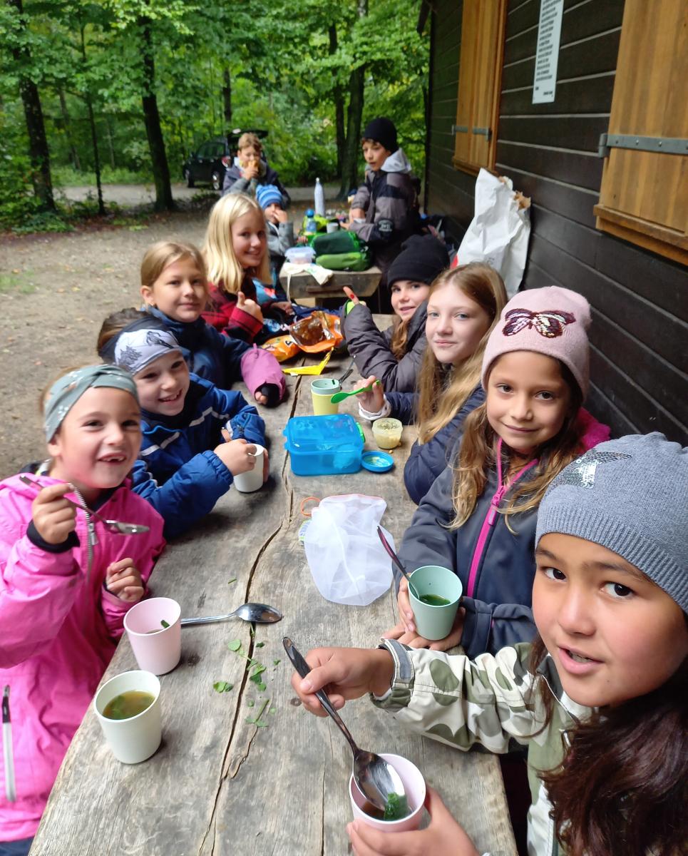 22